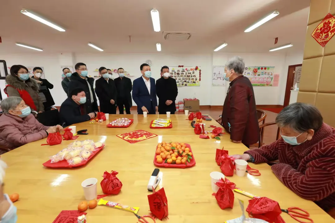 张永宁市长深入市问鼎国际官网下属金泰公司开展新春看望慰问活动